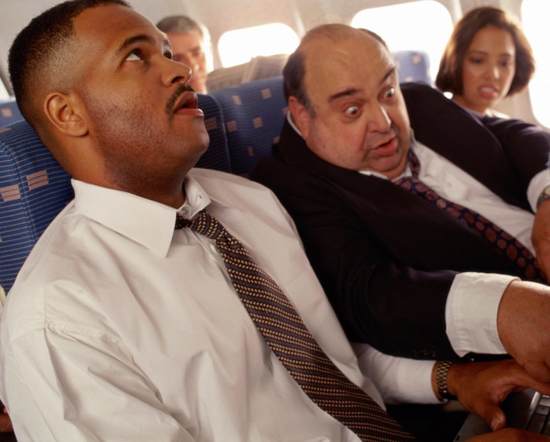 Illustration for article titled American Airlines is going to screw all of us into even worse legroom on planes